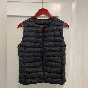 Uniqlo XS down vest; like NEW condition